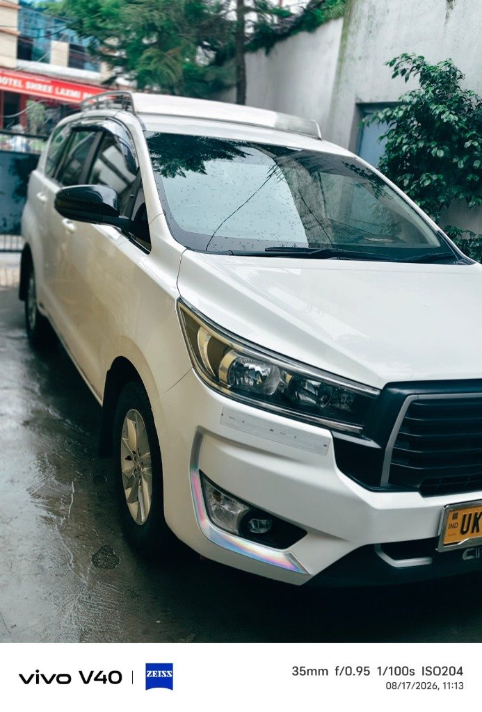 Shiv Shubh Tour & Travels Team & Fleet